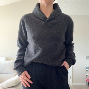 J Crew's Premium Line, 100% Lambswool Sweater - Size L